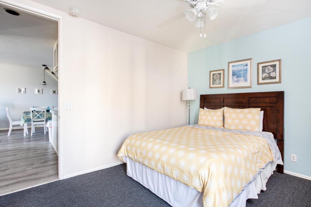 3 Bedroom! - Complex Is On The Beach With Huge Pool Oceanside Exterior foto